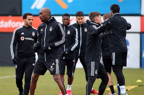B­e­ş­i­k­t­a­ş­,­ ­H­a­z­ı­r­l­ı­k­l­a­r­a­ ­B­a­ş­l­a­d­ı­